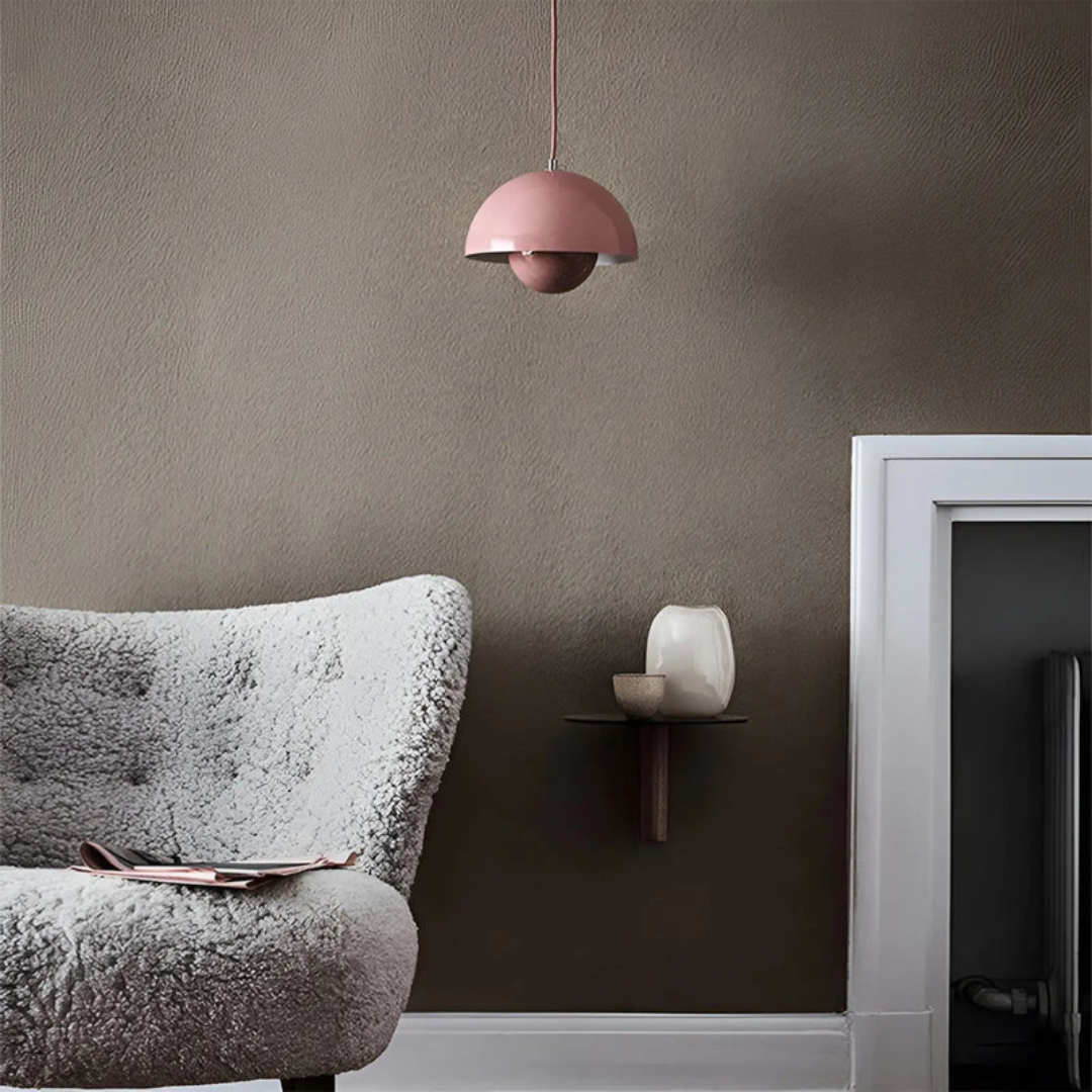 "Skandinavische dimmbare LED-Hängeleuchte in blütenförmigem Design mit warmem Licht und verstellbarem Kabel."