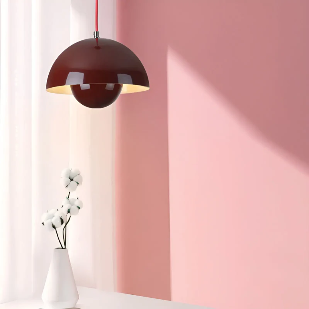 "Skandinavische dimmbare LED-Hängeleuchte in blütenförmigem Design mit warmem Licht und verstellbarem Kabel."