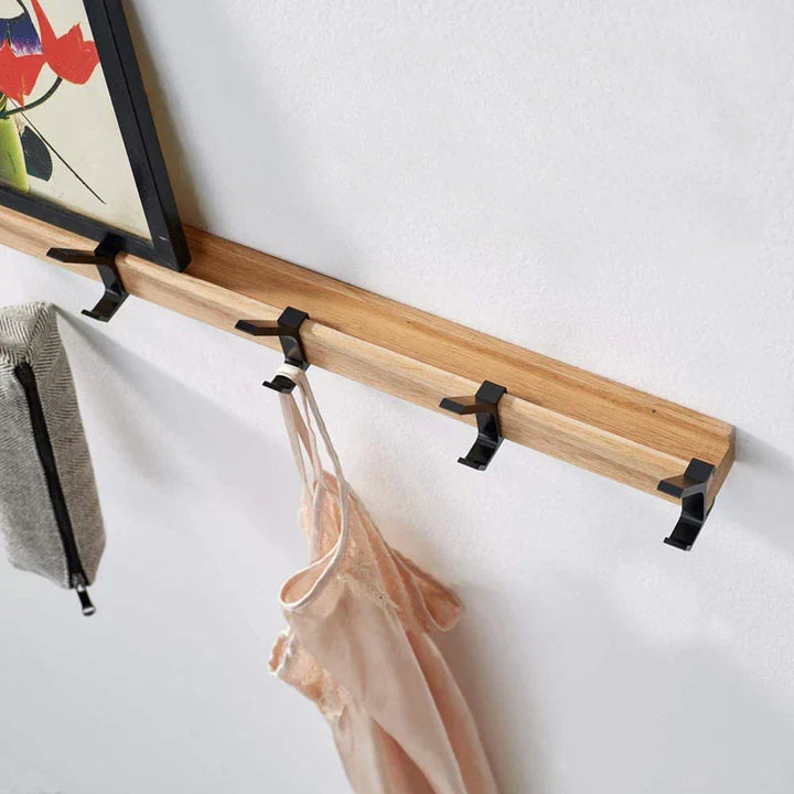 Skandinavische Wandgarderobe aus Gummibaumholz und Aluminium, 5 bewegliche Haken, elegant und langlebig, 40x7x7 cm.
