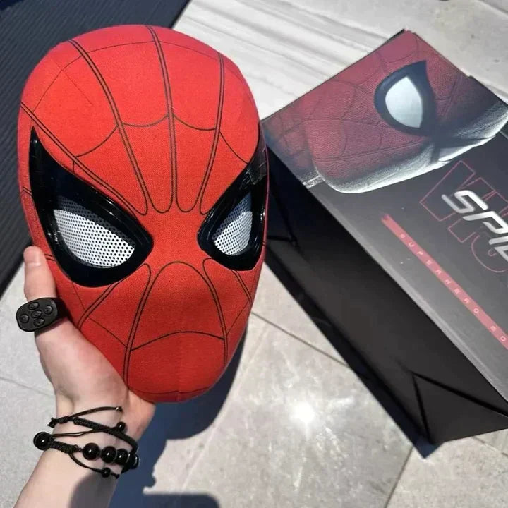 "Spider-Man Maske mit elektrischen, blinzelnden Augen, komfortabel für Kinder, ideales Cosplay-Accessoire"