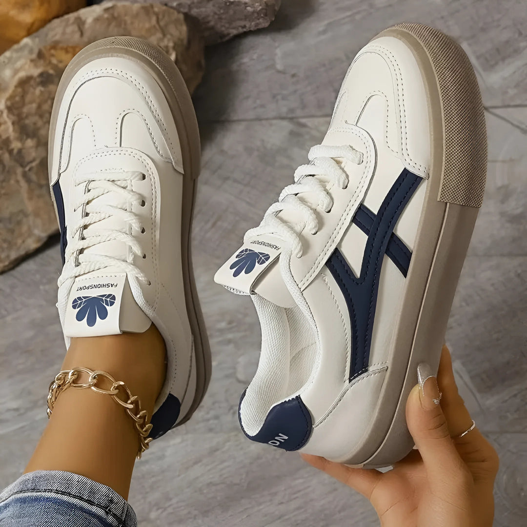 "Sportliche orthopädische Damensneaker in Blau, bequem und vielseitig, ideal für Alltag und Sport"