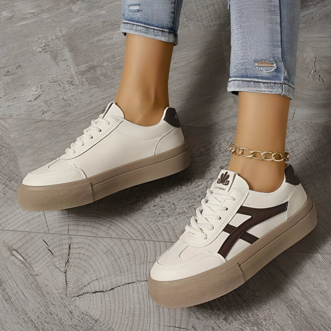 "Sportliche orthopädische Damensneaker in Blau, bequem und vielseitig, ideal für Alltag und Sport"