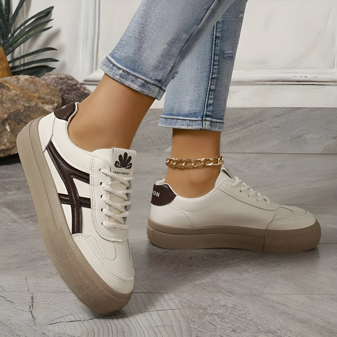 "Sportliche orthopädische Damensneaker in Blau, bequem und vielseitig, ideal für Alltag und Sport"