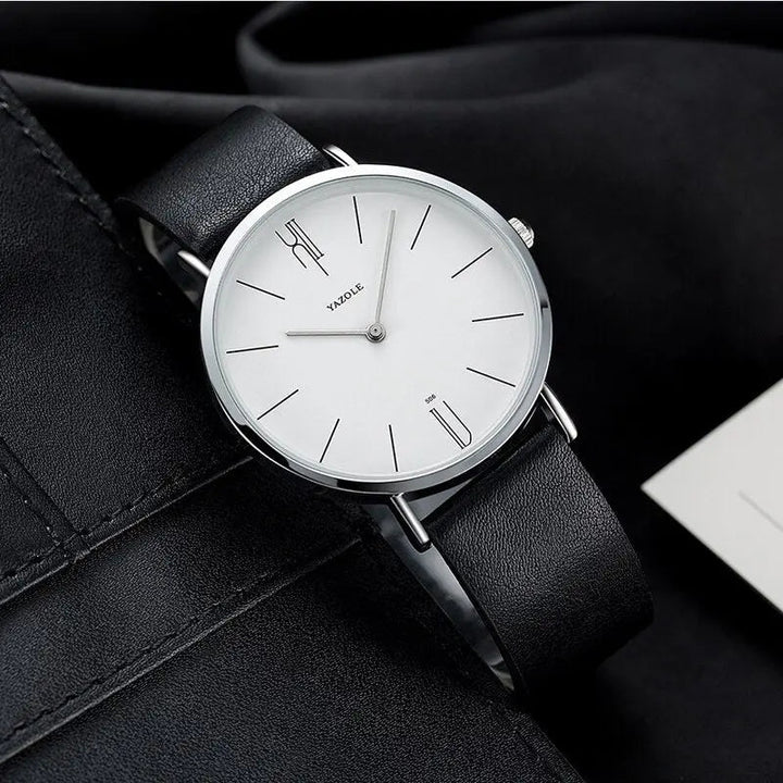 "Stilvolle Herren Armbanduhr mit elegantem Zifferblatt und luxuriösem Lederarmband im zeitlosen Vintage-Design"