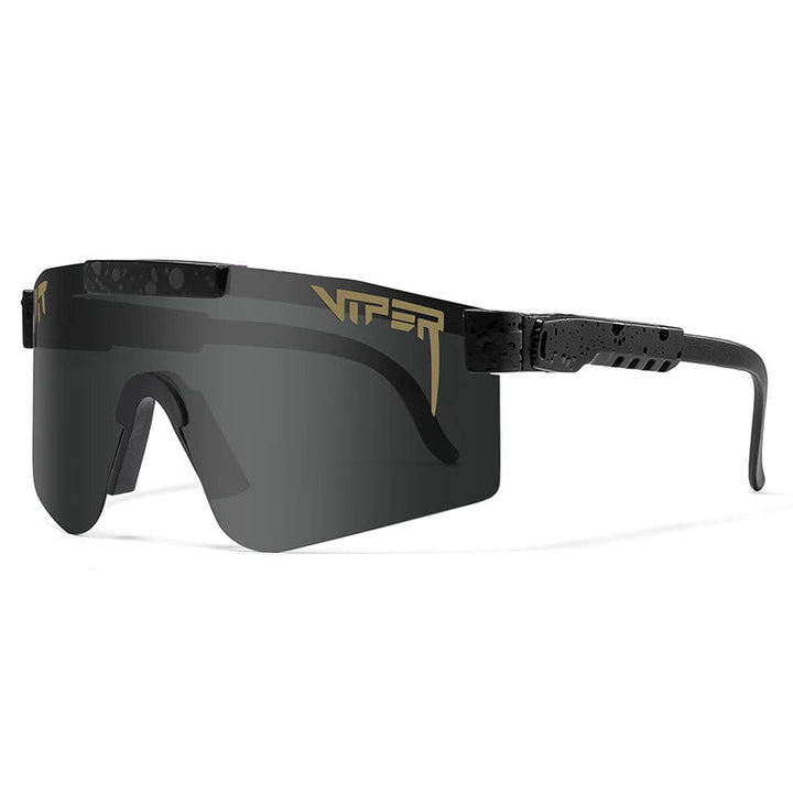 Stilvolle Outdoor-Sportbrille mit UV400 Schutz, schwarzer Rahmen und Polycarbonat-Gläser; ideal für Radfahren im Freien.