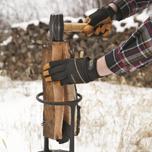 Tragbarer Holzspalter für sicheres Hacken, robuste Kohlenstoffstahlklinge, ideal für Kaminholz und Lagerfeuer.