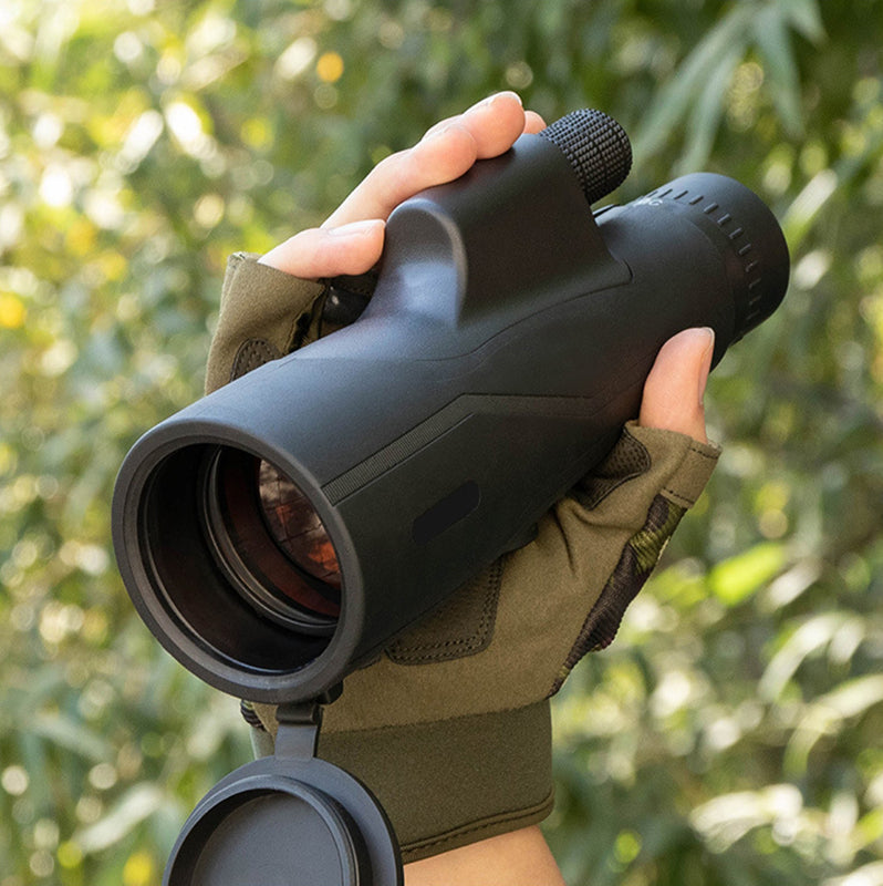 Tragbares 500X Pro Teleskop, schwarz, hoher Zoom, robustes Design für Astronomie, ideal für Sternbeobachtungen.