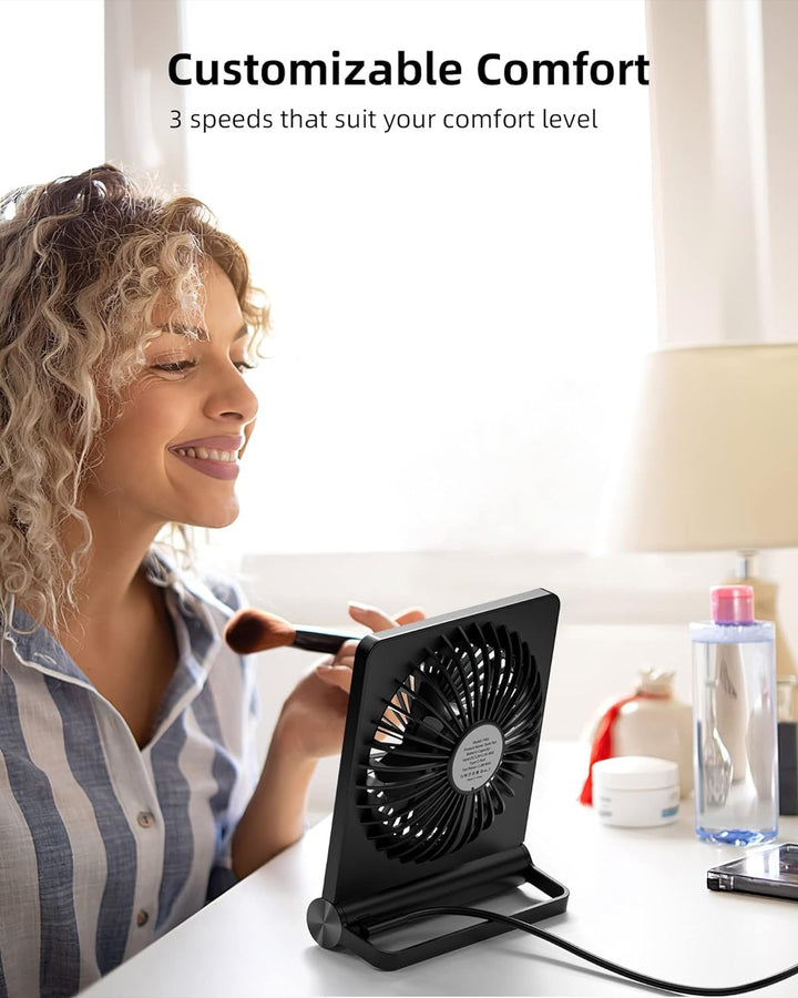 "Ultraleiser, kompakter Tischventilator, minimalistisches Design, perfekt für kleine Räume, geräuschlos unter 30 dB."
