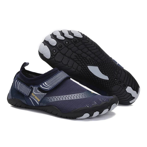 "Unisex Wasserschuhe am Strand; ergonomisch, rutschfest, ideal für Sport & Freizeit."