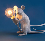Sitzende Maus / Weiß