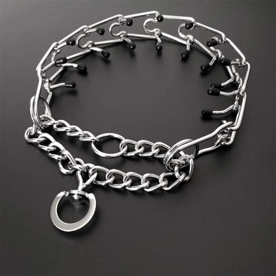Verstellbares Anti-Zieh Hundehalsband mit gummierten Stiften, komfortables Design für sanftes Hundetraining.