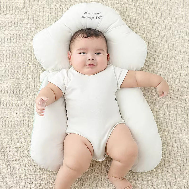 "Verstellbares U-förmiges Baby-Kissen aus Bio-Baumwolle, weich, hautfreundlich, bietet Nackenstütze für sicheren Babyschlaf."