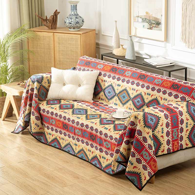"Vielseitiger marokkanischer Jacquard-Überwurf, Sofabezug in Blau, Gelb, Rot; traditionelles Design, heimische Dekoration"