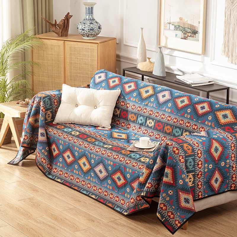 "Vielseitiger marokkanischer Jacquard-Überwurf, Sofabezug in Blau, Gelb, Rot; traditionelles Design, heimische Dekoration"