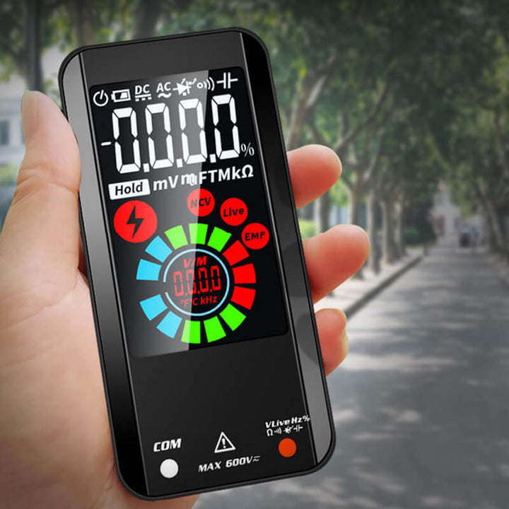 Vollautomatisches Multimeter mit farbigem LCD-Display, kompaktes Design, ideal für präzise Messungen zuhause und unterwegs.