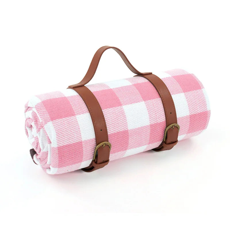 "Wasserdichte Picknickdecke 150x200 cm, faltbar, mit Tragegriff, ideal für Camping und Outdoor, weiche blaue Oberfläche."