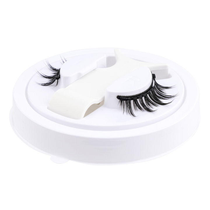 "Wiederverwendbare magnetische Wimpern für mühelosen Glamour, keine Kleber, voluminöser natürlicher Look, einfach anzuwenden.